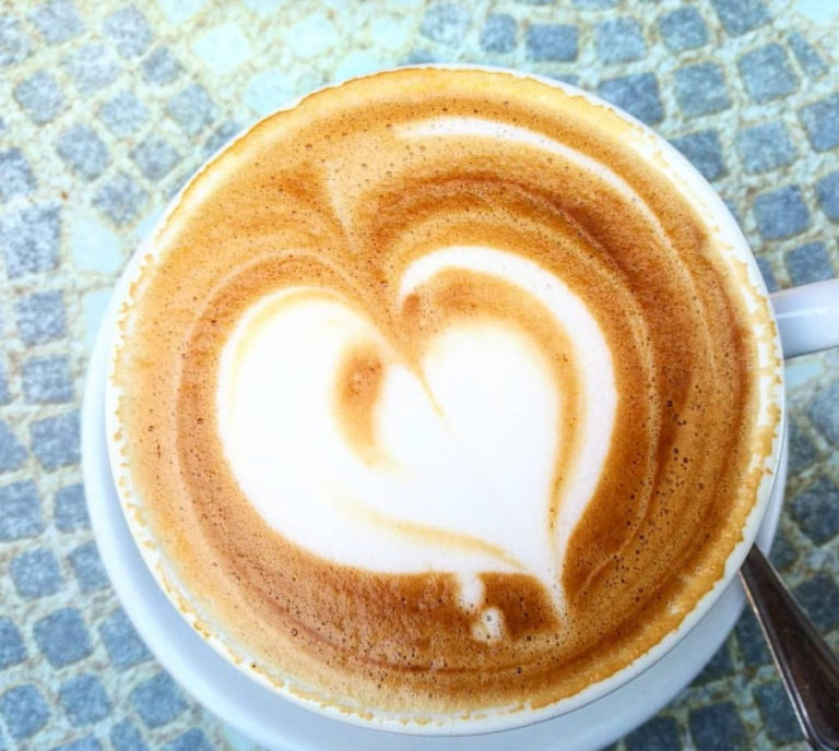 caffeportico01 768x688