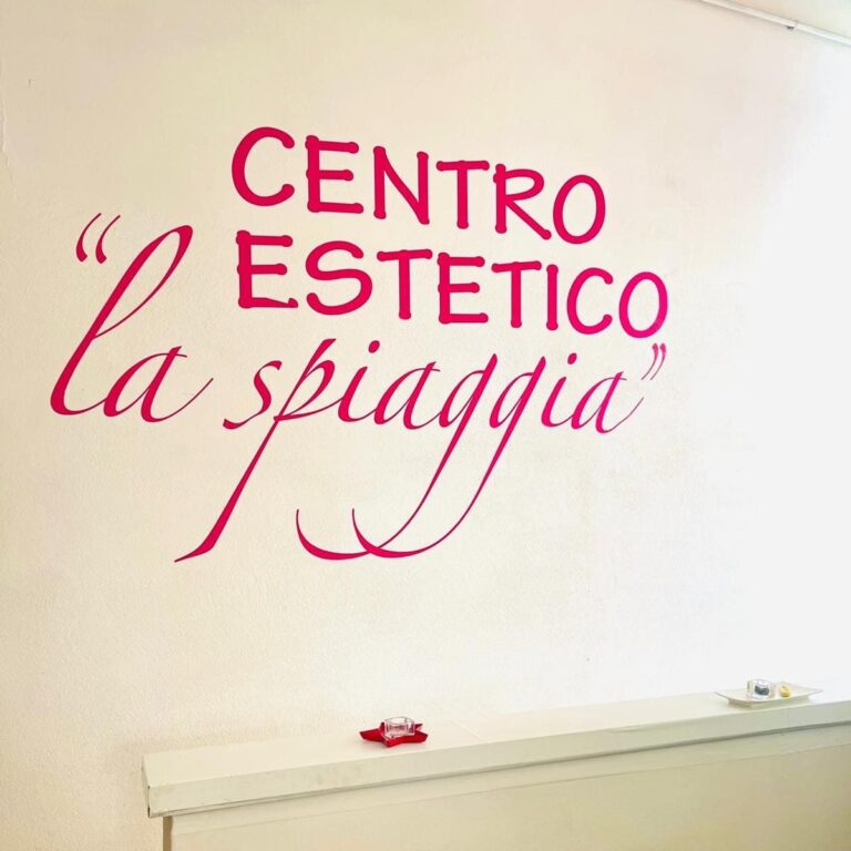 laspiaggia01 768x768